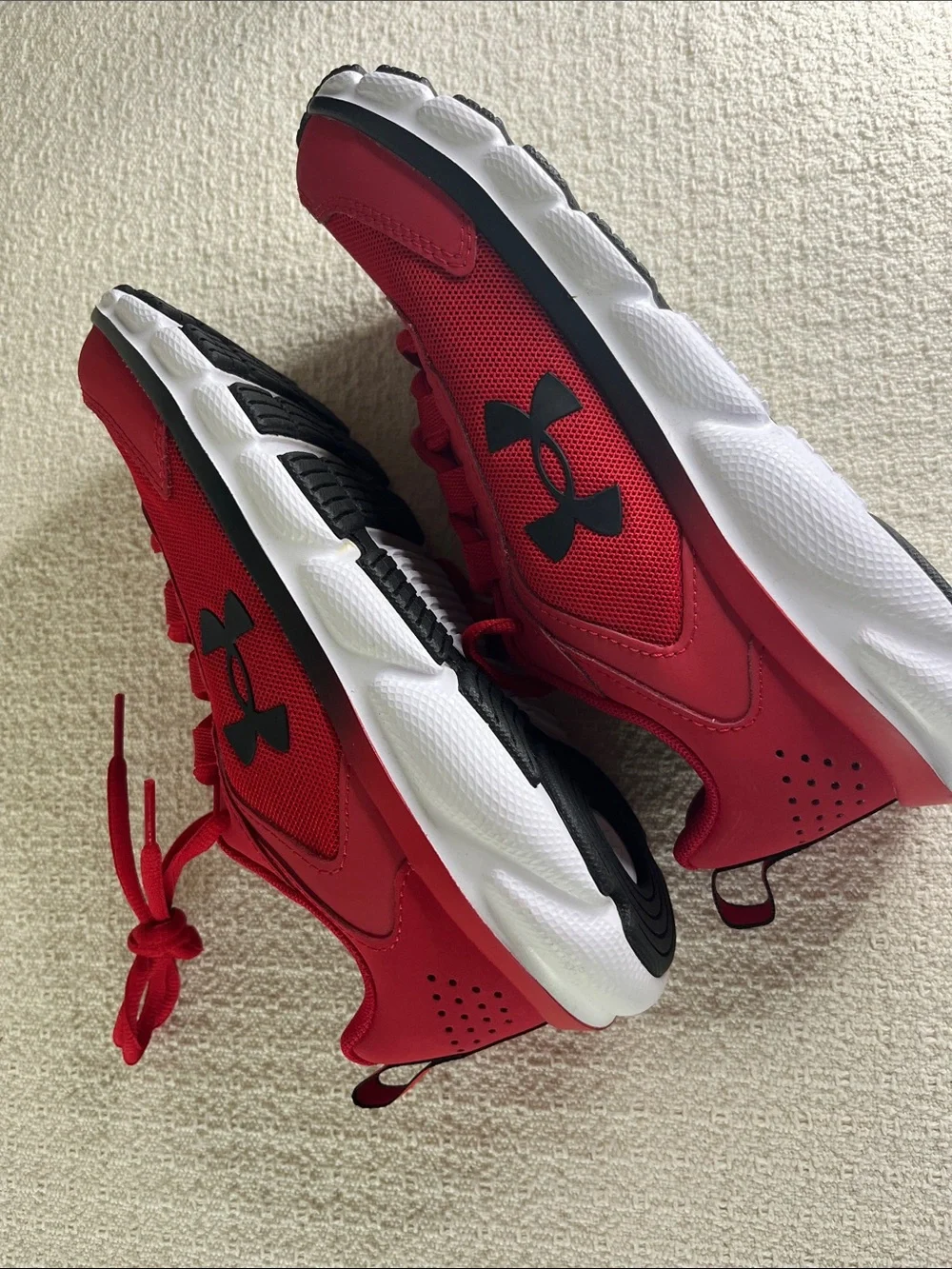 Under Armour Kids Red Mesh Athletic Sneakers, red with black trim, youth  sz 5